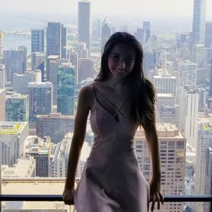 Meet your Posher, Mia